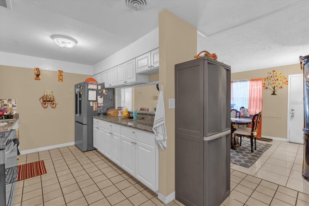 3620 Westgate Road Orlando, FL 32808 - Photo 3 of 27 Gallery Image 3