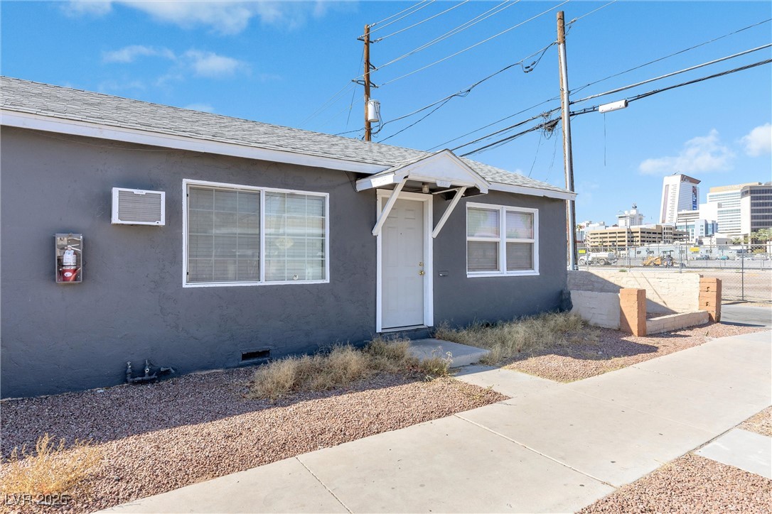 329 North 8th Street Las Vegas, NV 89101 - Photo 2 of 27