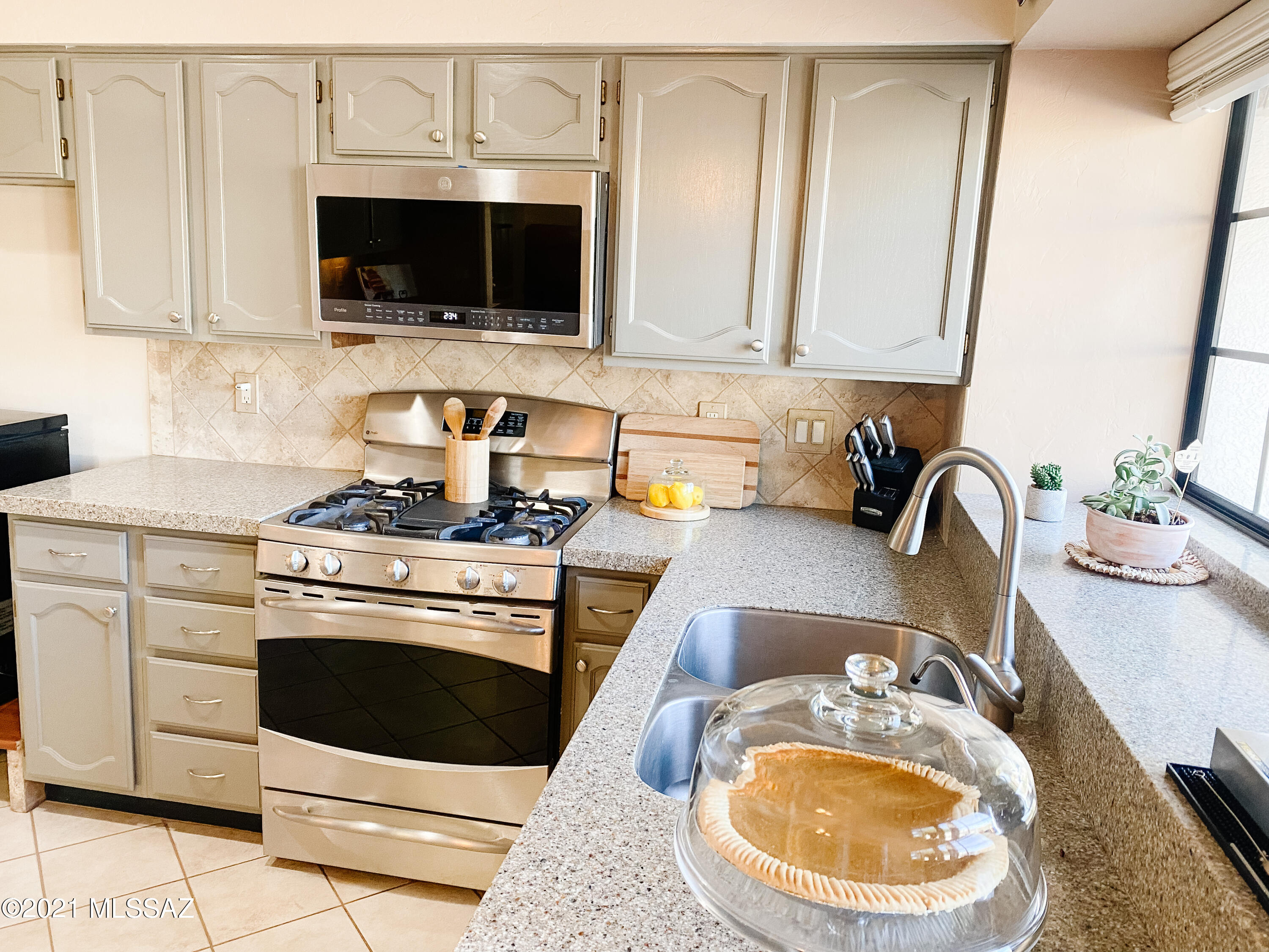 5263 North Pontatoc Road Tucson, AZ 85718 - Photo 12 of 35 Gallery Image 12