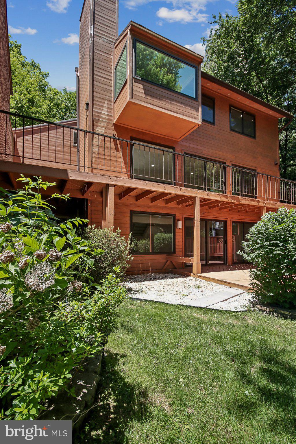 2121 Cabots Point Lane Reston, VA 20191 - Photo 18 of 20