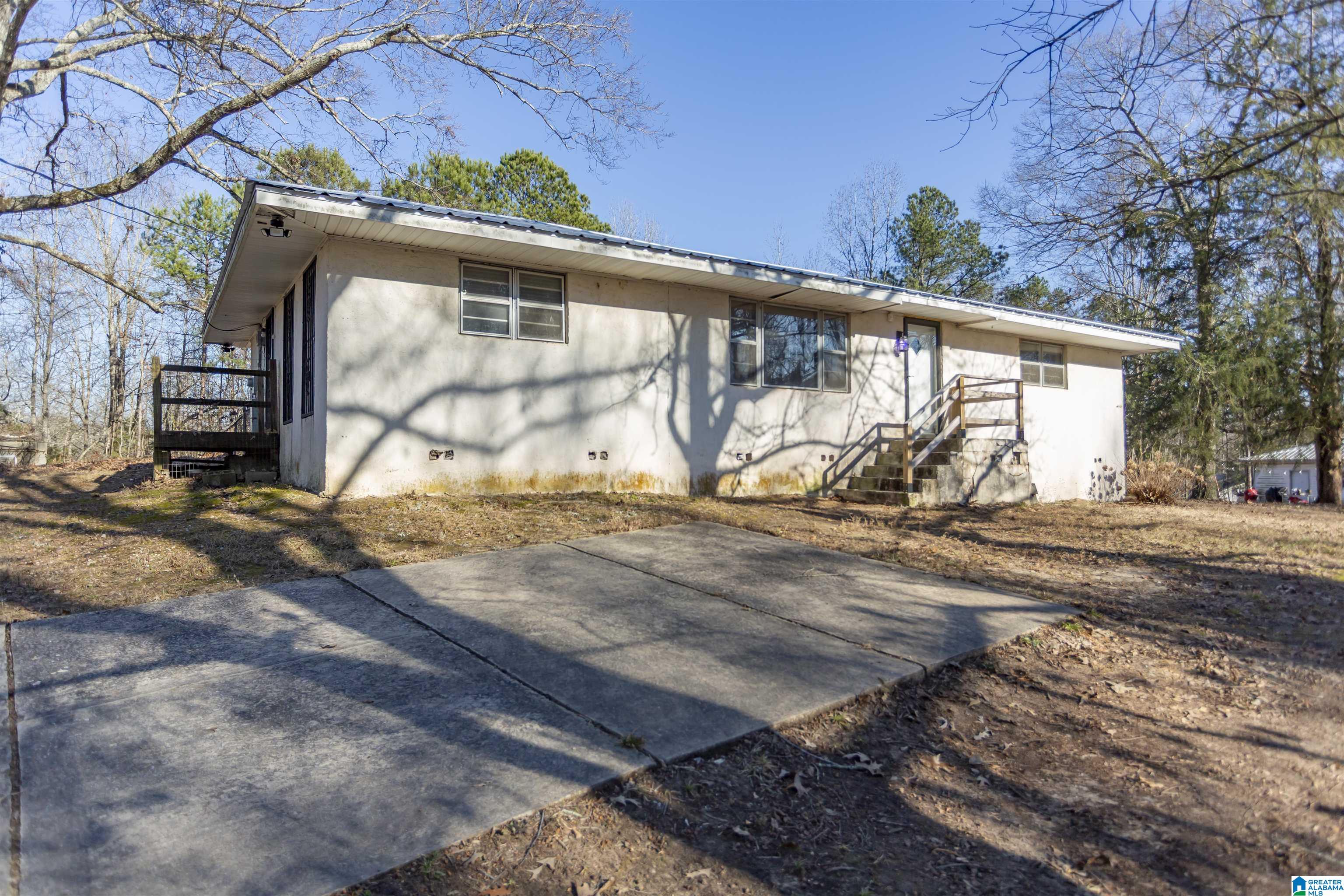 9333 Central Road Warrior, AL 35180 - Photo 29 of 40