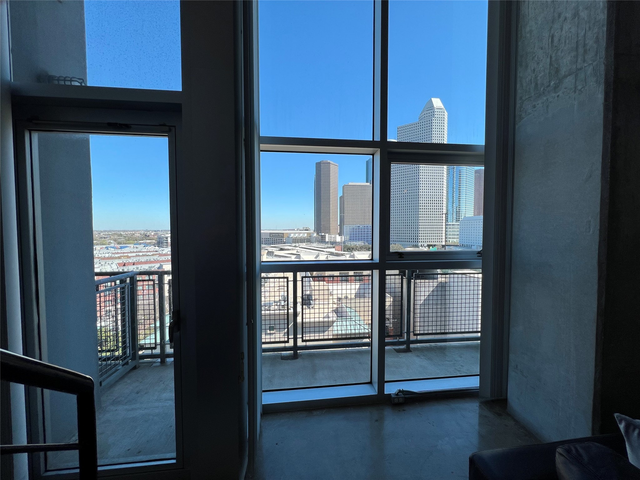 2000 Bagby Street, Unit 11416 Houston, TX 77002 - Photo 21 of 21 a view of a window