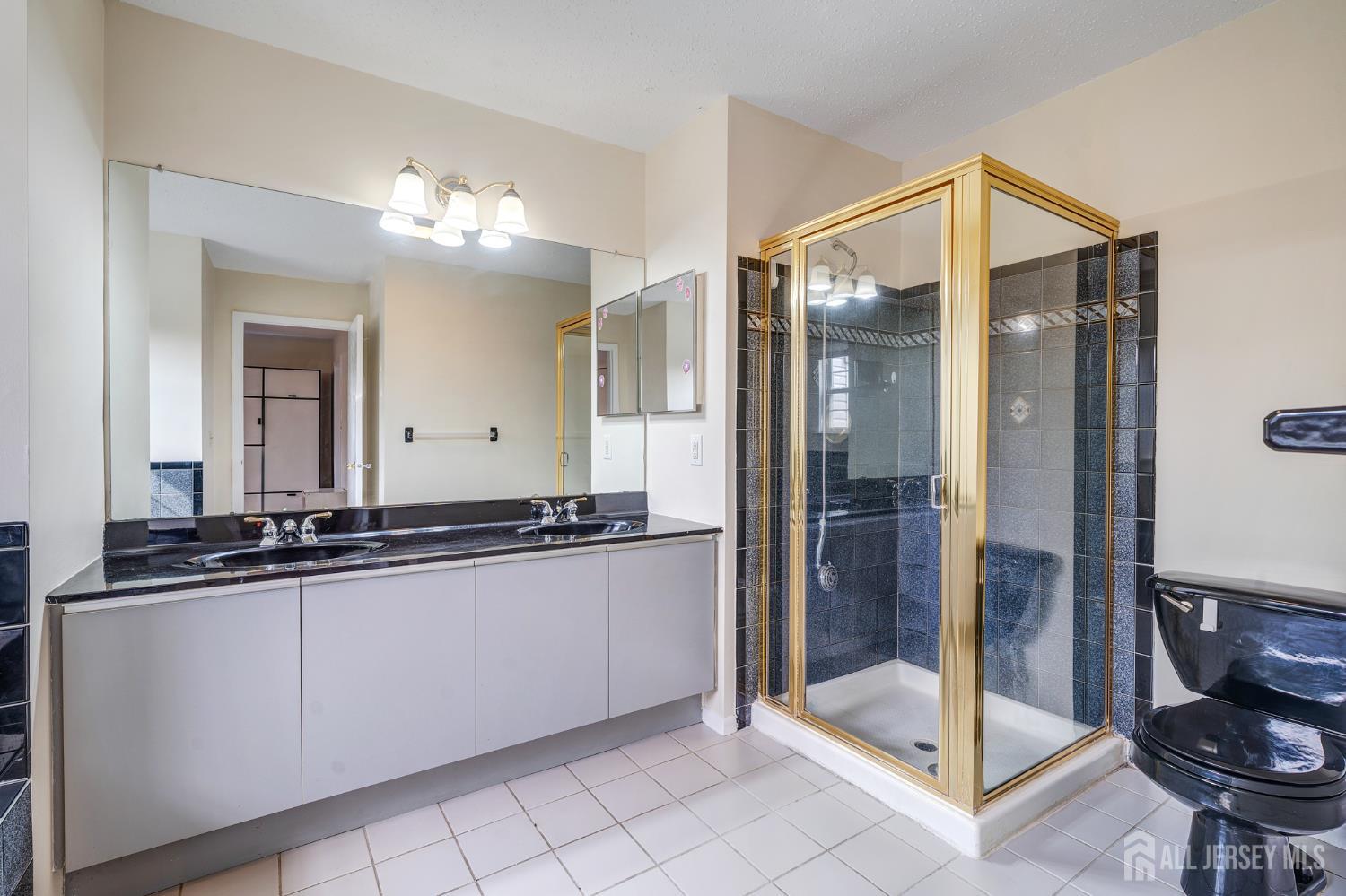 358 Lunar Road Piscataway, NJ 08854 - Photo 13 of 22 Gallery Image 13