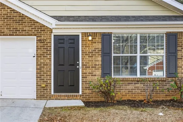 $249,900 | 7137 Ravenwood Lane, Lithonia, GA 30038