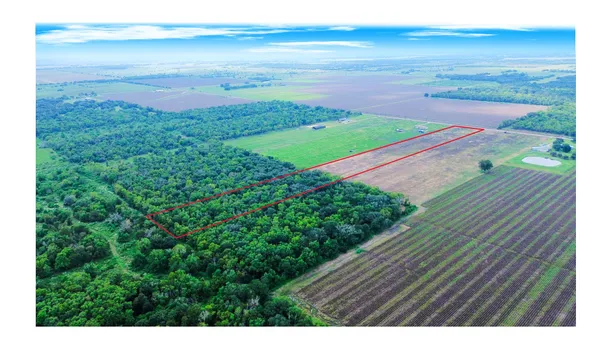 $305,000 | 3 Charlie Meyer Road, Damon, TX 77430
