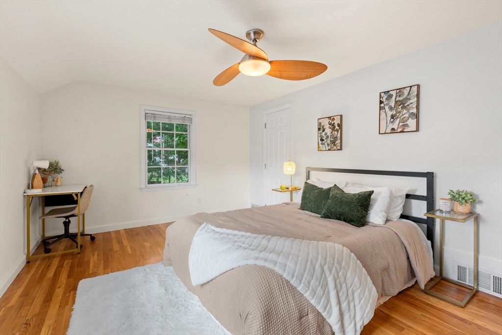 9 Roundy Road Lynnfield, MA 01940 - Photo 14 of 30 Gallery Image 14