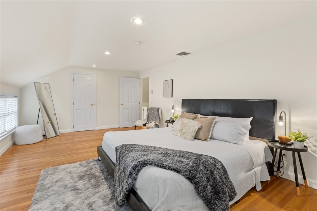 9 Roundy Road Lynnfield, MA 01940 - Photo 18 of 30 Gallery Image 18