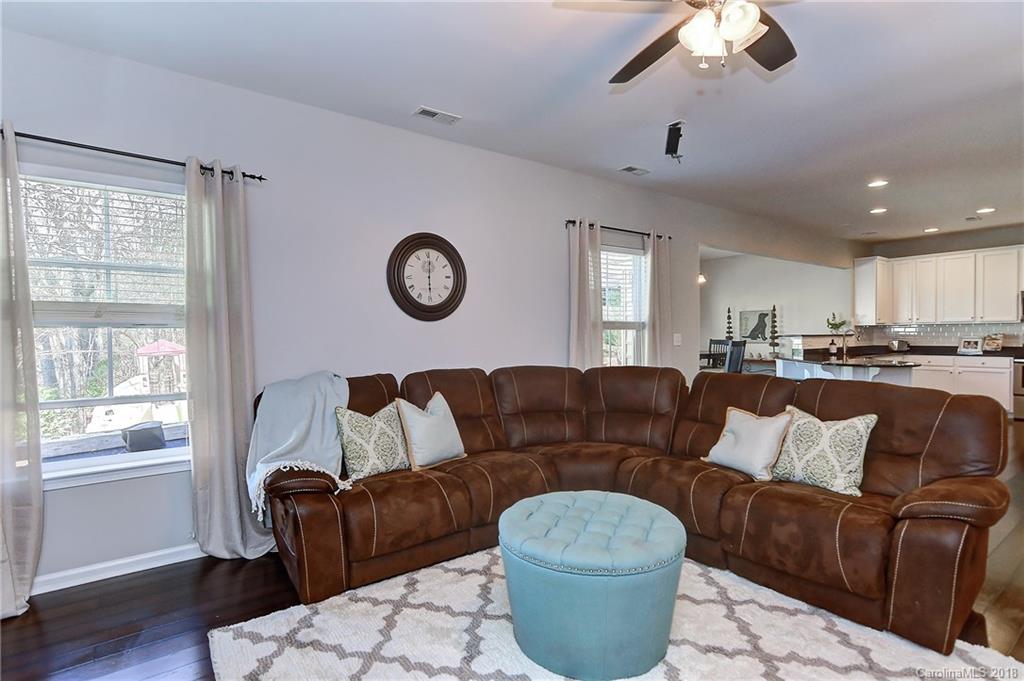 2007 Oakmere Road Waxhaw, NC 28173 - Photo 10 of 36 Gallery Image 10