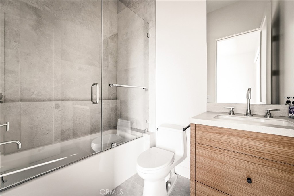 22328 South Summit Ridge Circle Chatsworth, CA 91311 - Photo 29 of 45