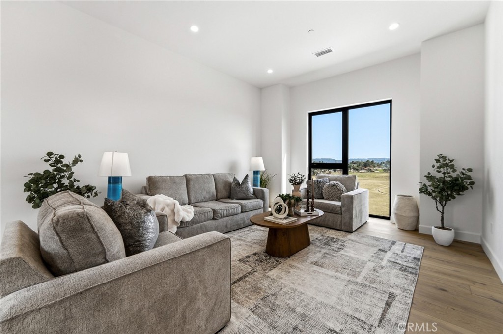 22328 South Summit Ridge Circle Chatsworth, CA 91311 - Photo 30 of 45