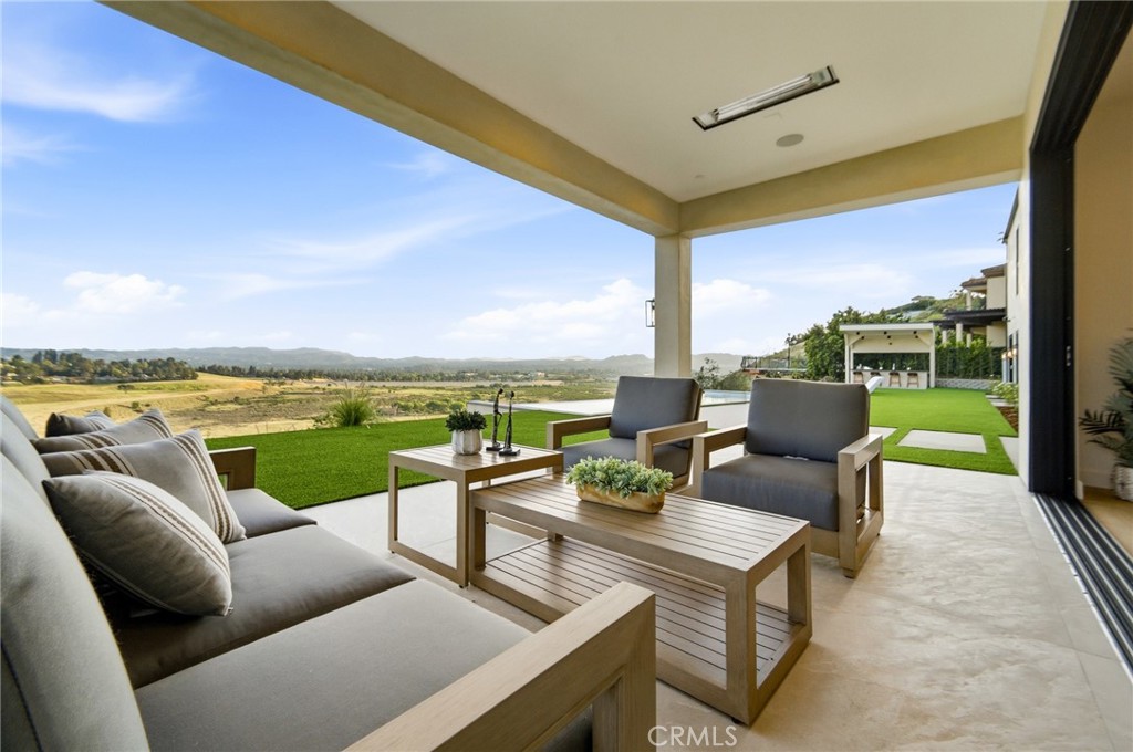 22328 South Summit Ridge Circle Chatsworth, CA 91311 - Photo 38 of 45