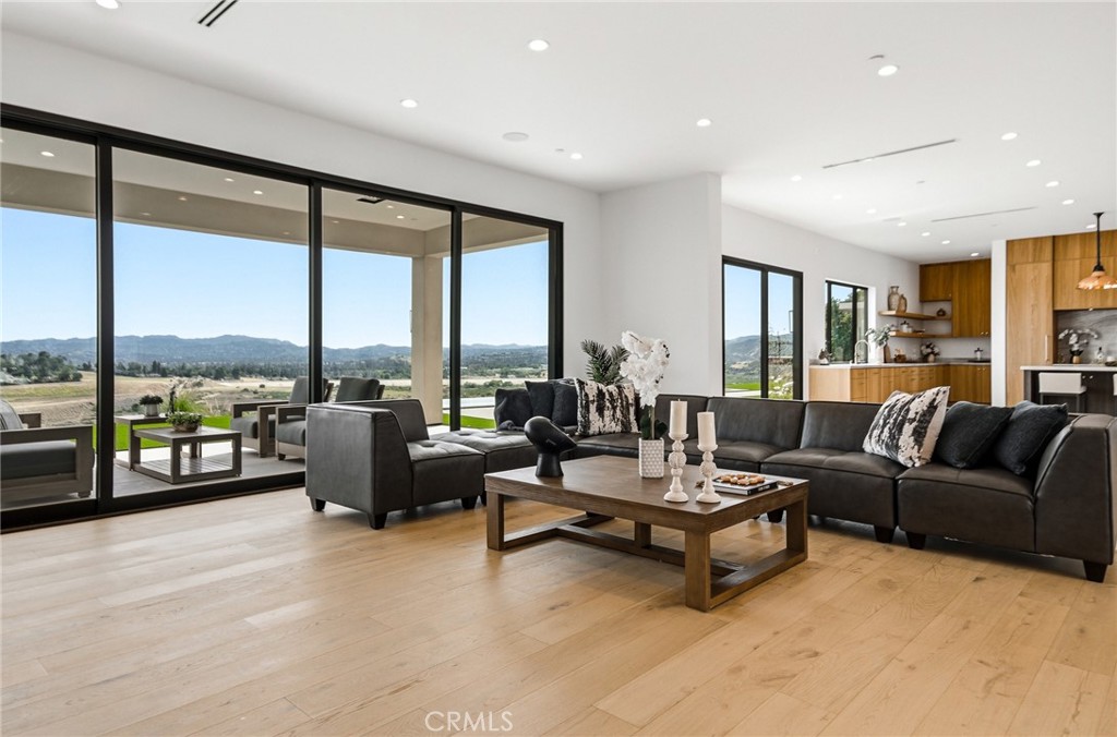 22328 South Summit Ridge Circle Chatsworth, CA 91311 - Photo 8 of 45