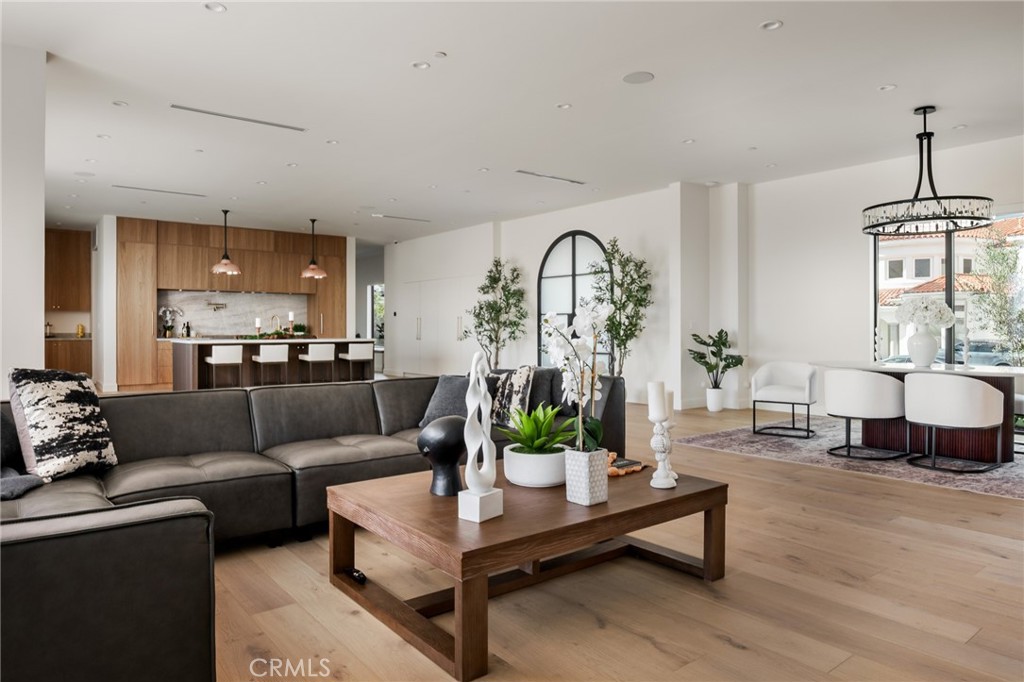 22328 South Summit Ridge Circle Chatsworth, CA 91311 - Photo 10 of 45