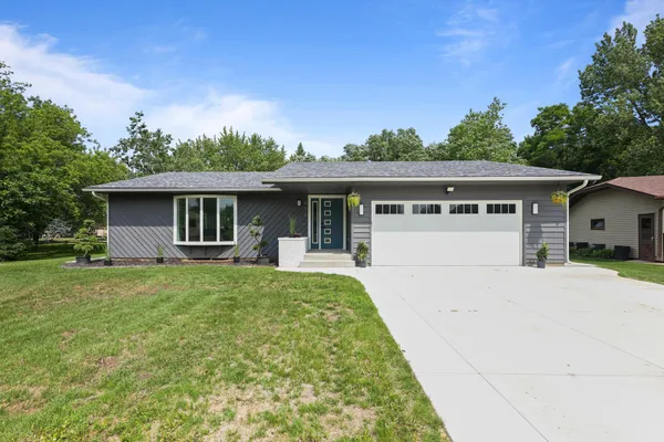 $369,900 | 611 8th Avenue North, Sauk Rapids, MN 56379