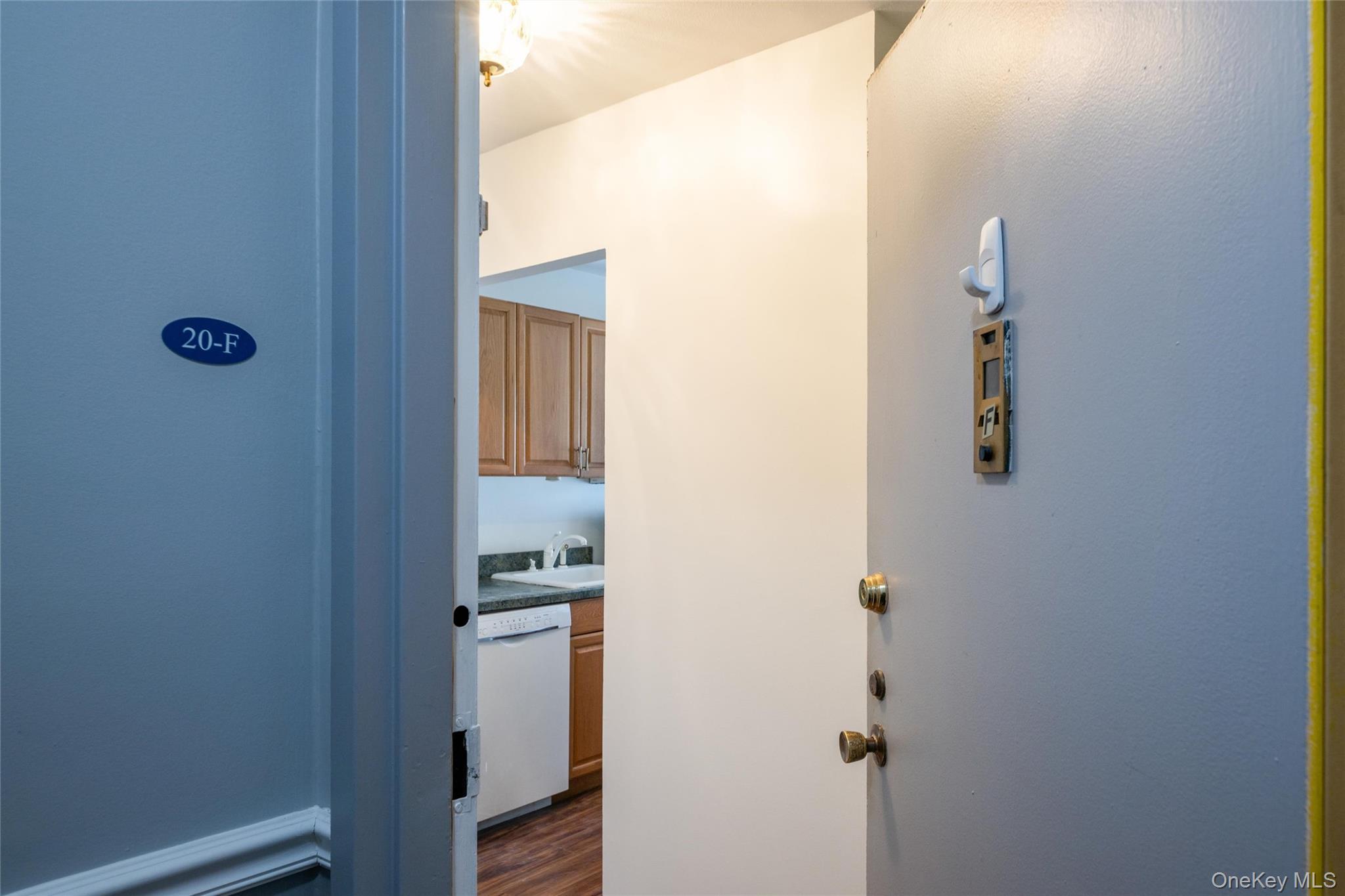 460 Old Town Road, Unit 20F Port Jefferson Station, NY 11776 - Photo 4 of 22
