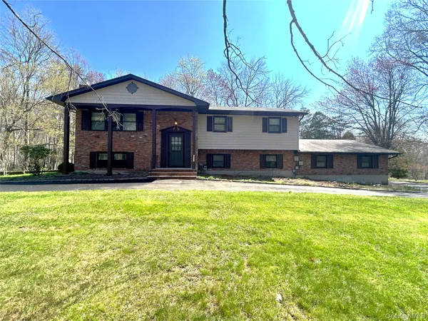 $950,000 | 16 Elrod Drive, West Nyack, NY 10994