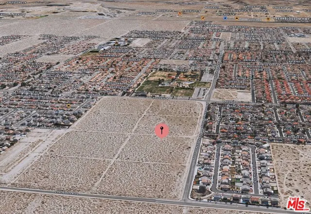 $89,000 | 55 55th Street West, Palmdale, CA 93552