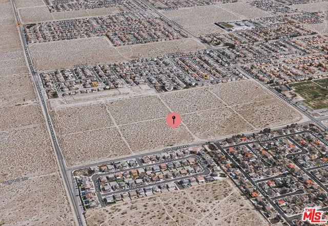 $89,000 | 55 55th Street West, Palmdale, CA 93552