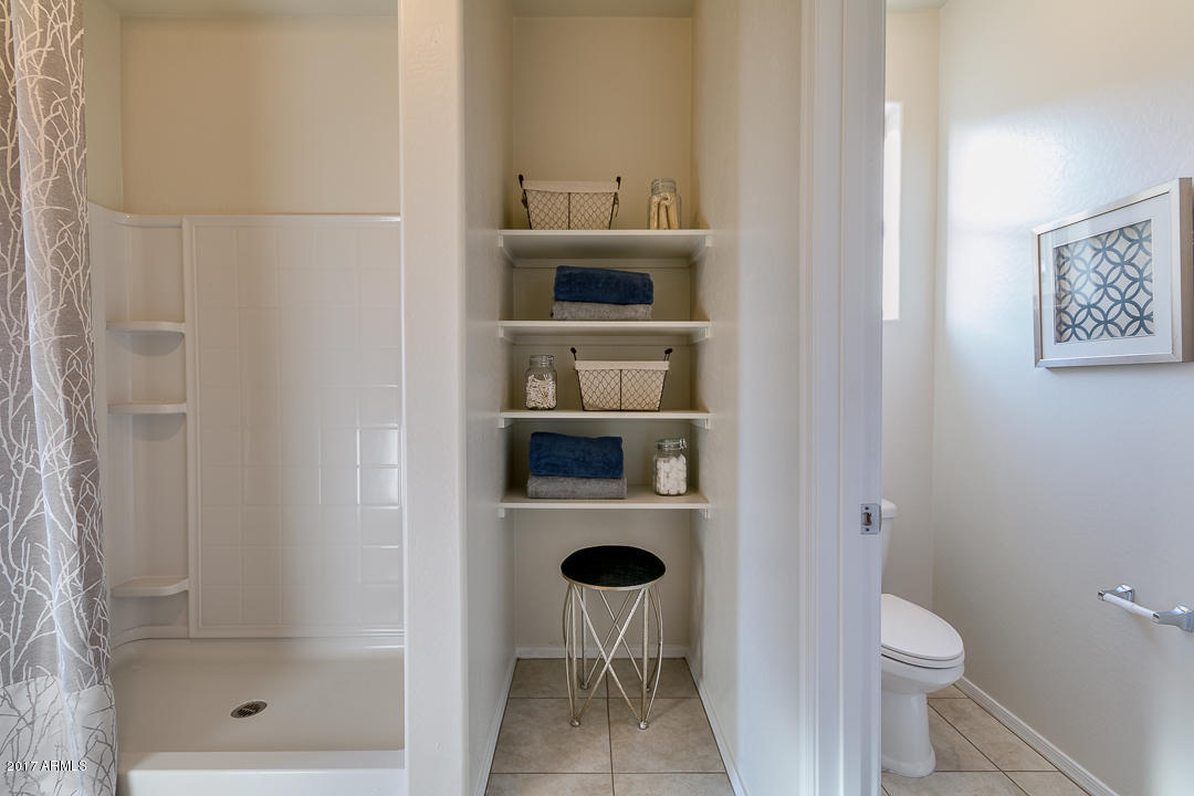 30911 West Picadilly Road Buckeye, AZ 85396 - Photo 23 of 46 Rainier master bath