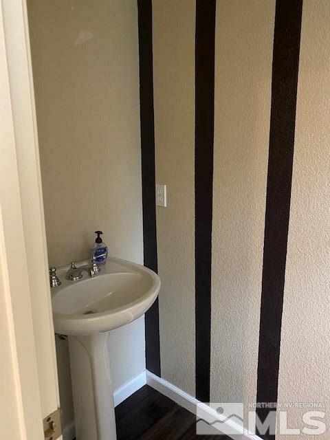 1320 Waterloo Drive Reno, NV 89509 - Photo 3 of 11 Photo 3