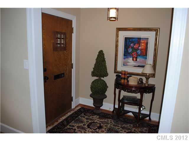 147 Scofield Road Charlotte, NC 28209 - Photo 2 of 9