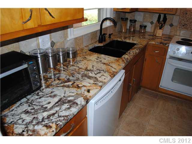 147 Scofield Road Charlotte, NC 28209 - Photo 8 of 9