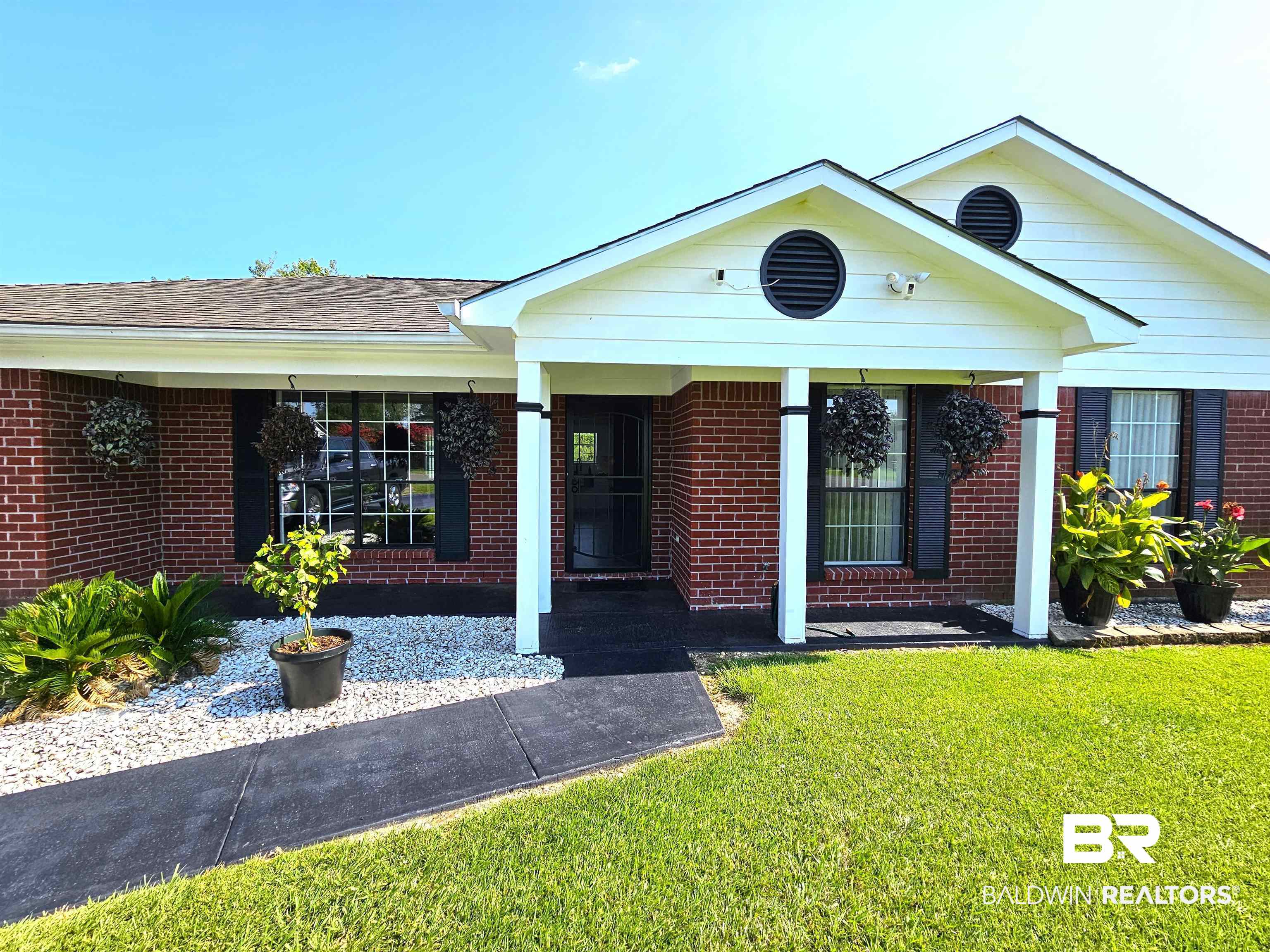 31 Magnolia Circle Foley, AL 36535 - Photo 1 of 22