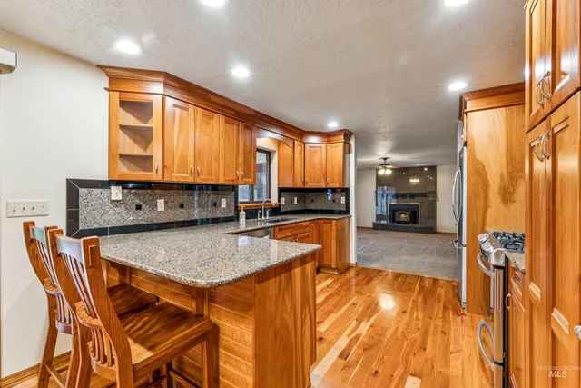 $465,000 | 2421 Airport Avenue, Caldwell, ID 83605