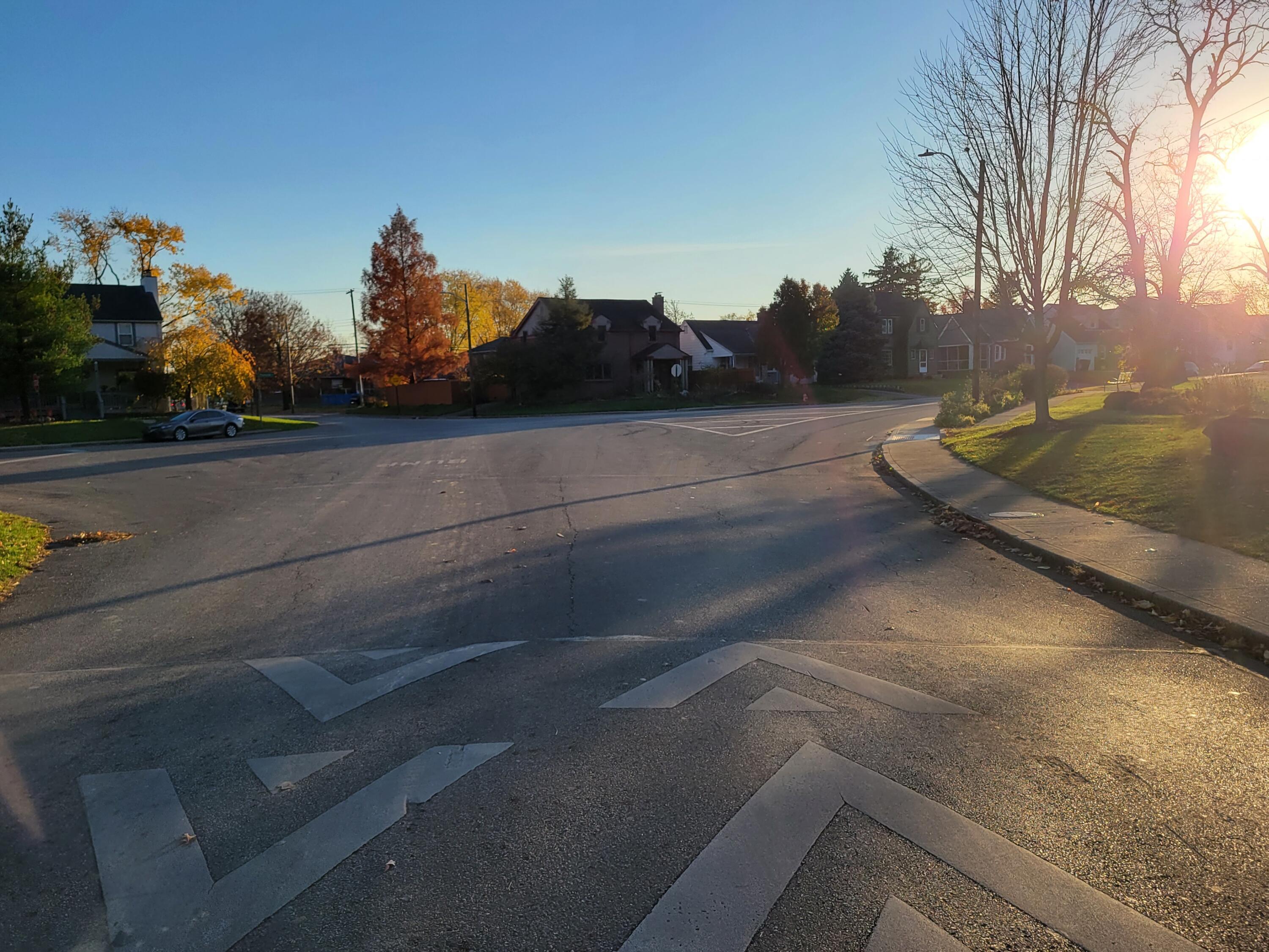 3117 Parkside Road Columbus, OH 43204 - Photo 29 of 43 Intersection in front of house