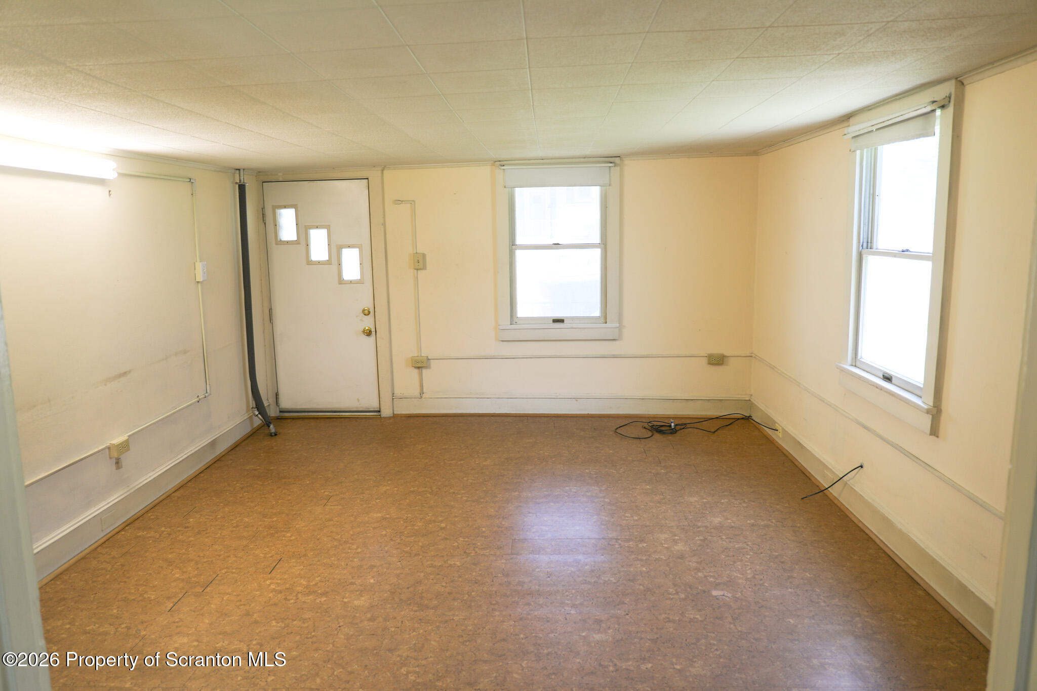 816 Moosic Street Scranton, PA 18505 - Photo 6 of 19 6 (21)