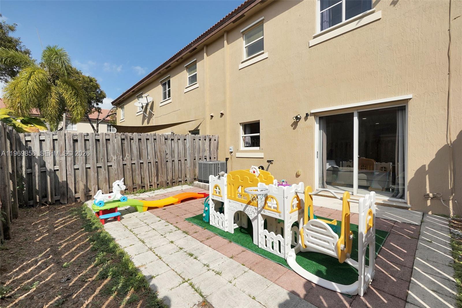 22168 Southwest 88th Path Cutler Bay, FL 33190 - Photo 22 of 27