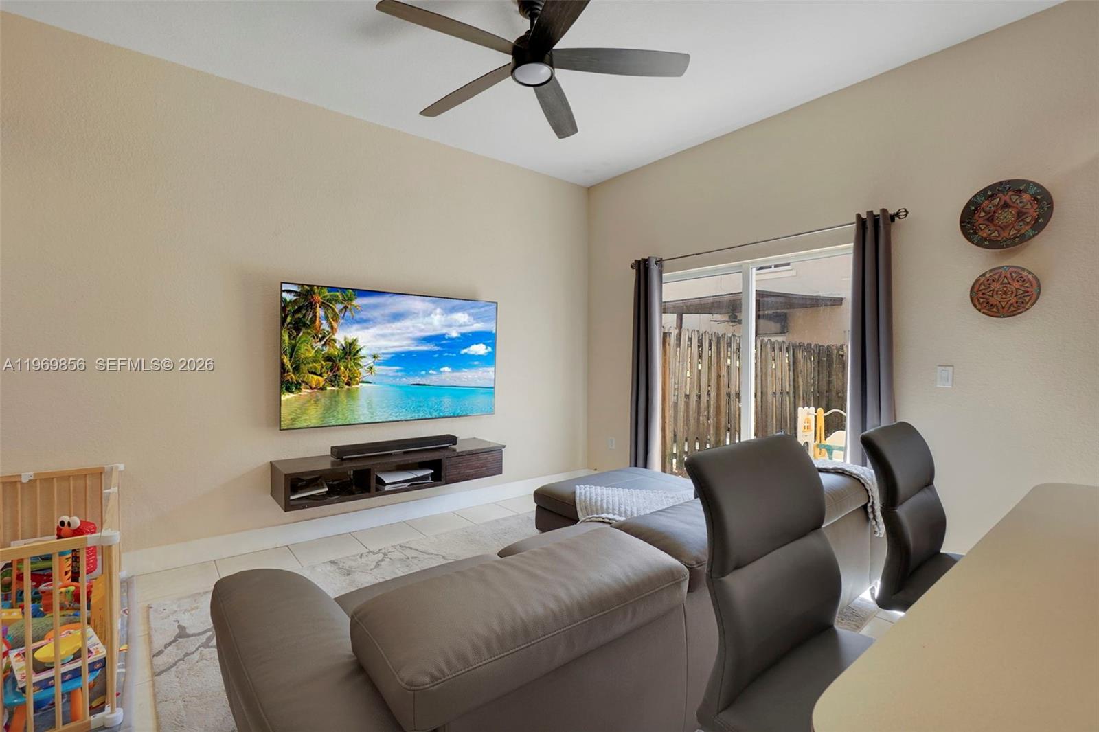 22168 Southwest 88th Path Cutler Bay, FL 33190 - Photo 10 of 27