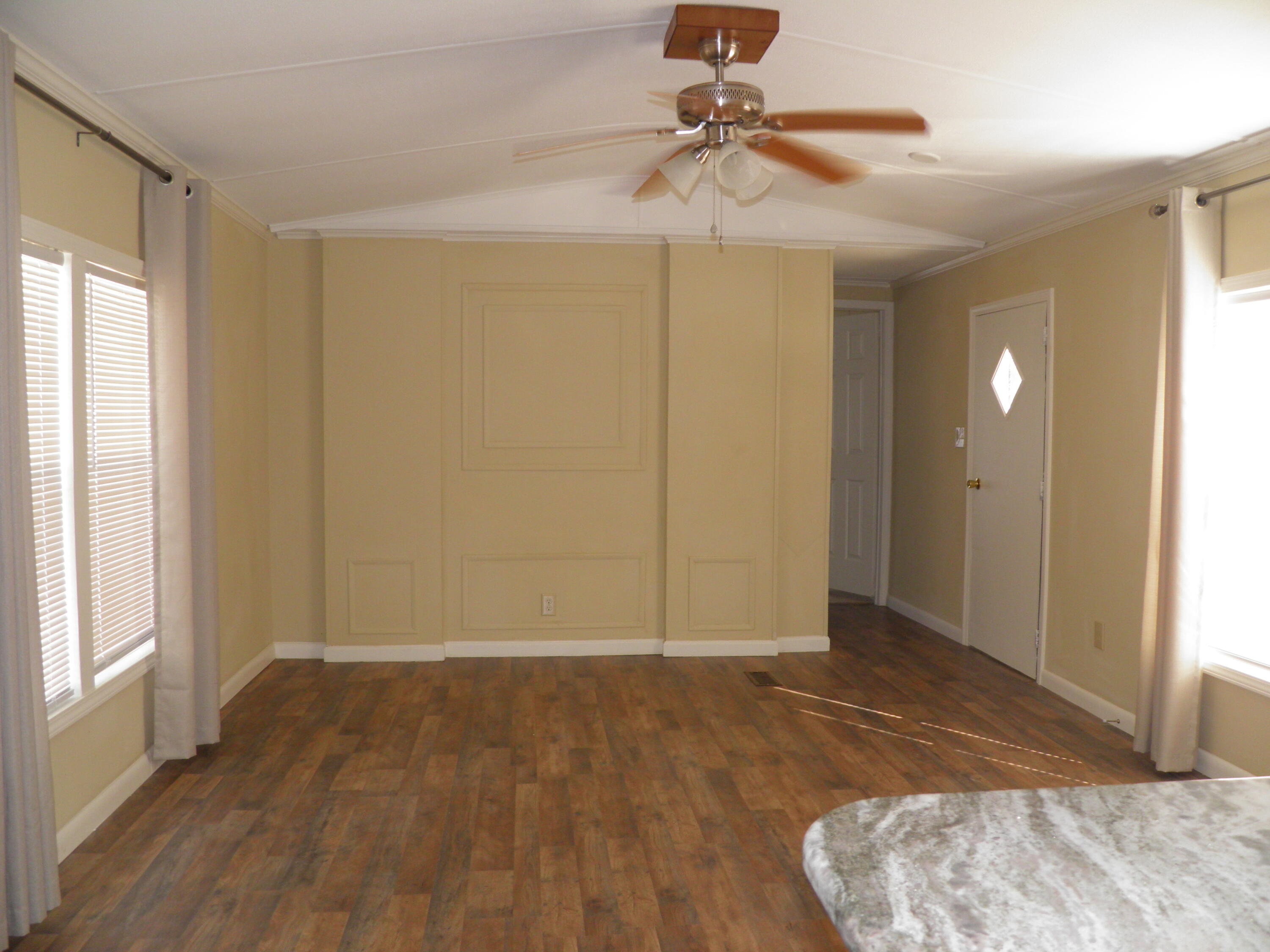 810 Gibson Road Fort Walton Beach, FL 32547 - Photo 10 of 35 Ceiling Fan