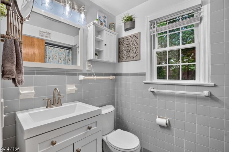 72 Lyons Place Springfield, NJ 07081 - Photo 11 of 18