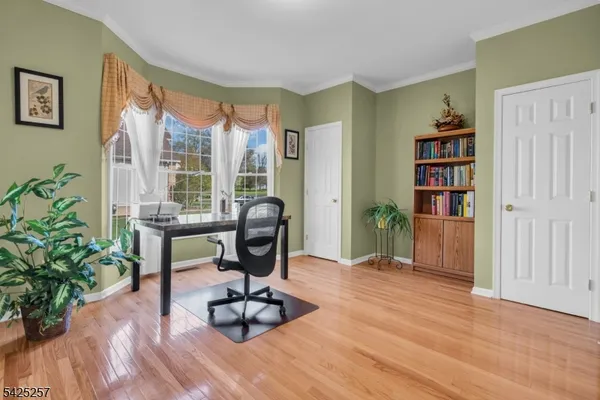 $1,160,000 | 5 Emmons Court, Bridgewater, NJ 08807