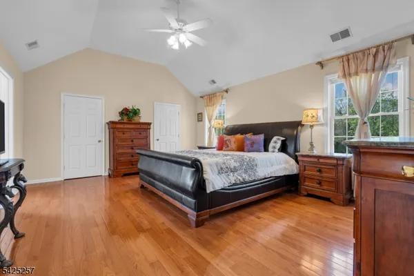 $1,160,000 | 5 Emmons Court, Bridgewater, NJ 08807