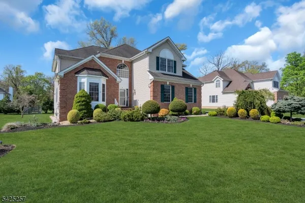 $1,160,000 | 5 Emmons Court, Bridgewater, NJ 08807