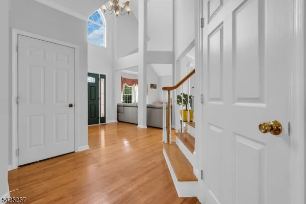 $1,160,000 | 5 Emmons Court, Bridgewater, NJ 08807