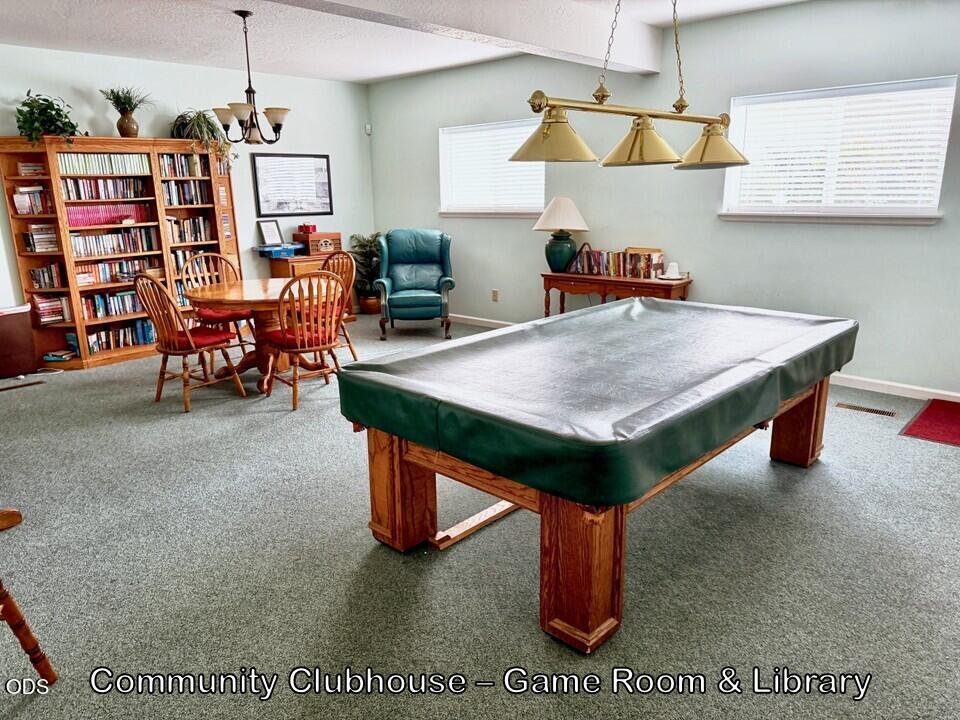 2252 Table Rock Road, Unit SPC 57 Medford, OR 97501 - Photo 22 of 25 Gallery Image 22