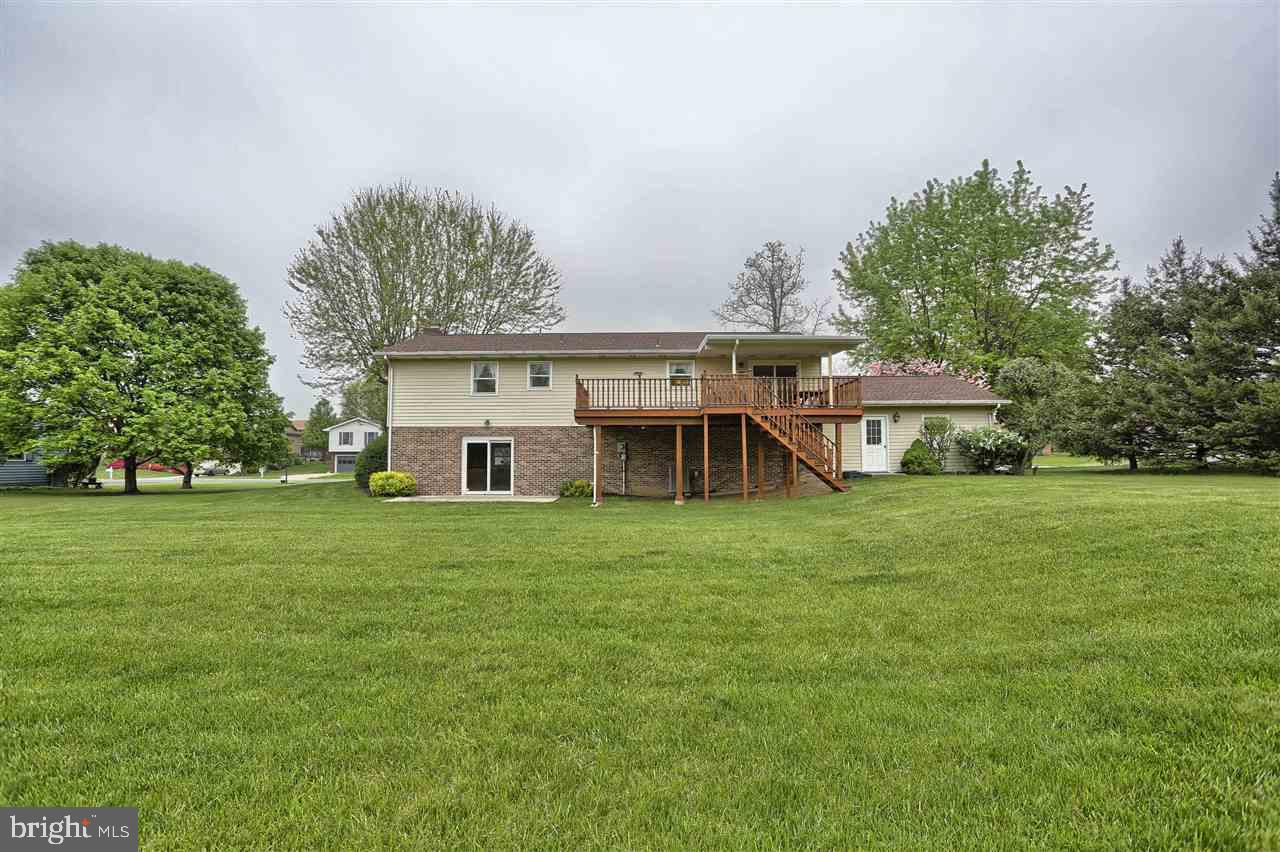 349 Sarhelm Road Harrisburg, PA 17112 - Photo 2 of 25 Gallery Image 2