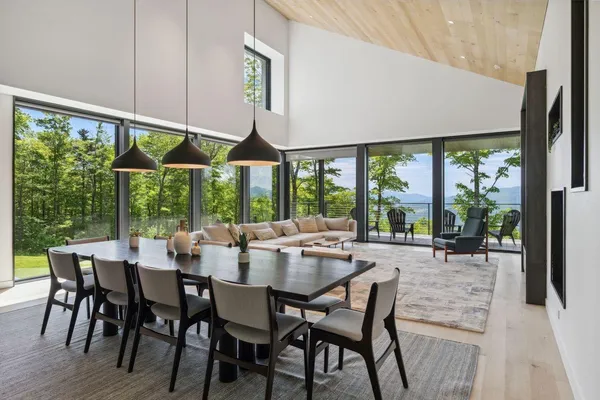 $3,400,000 | 811 Bear Creek Lane, Waterbury, VT 05676