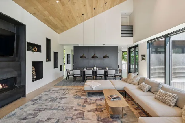 $3,400,000 | 811 Bear Creek Lane, Waterbury, VT 05676