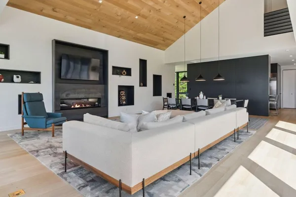 $3,400,000 | 811 Bear Creek Lane, Waterbury, VT 05676