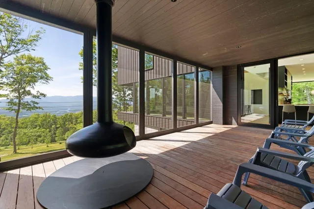 $3,400,000 | 811 Bear Creek Lane, Waterbury, VT 05676