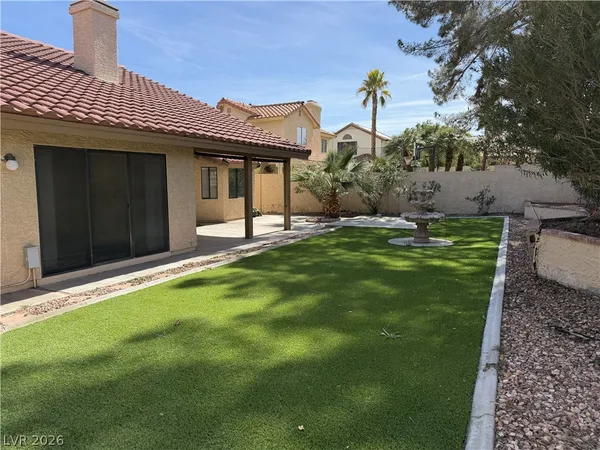 $2,100 | 1923 Magnolia Drive, Henderson, NV 89014