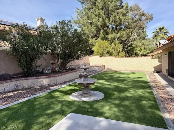 $2,100 | 1923 Magnolia Drive, Henderson, NV 89014