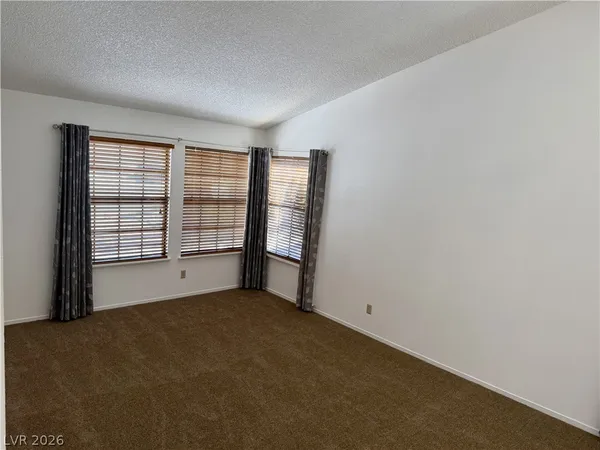 $2,100 | 1923 Magnolia Drive, Henderson, NV 89014