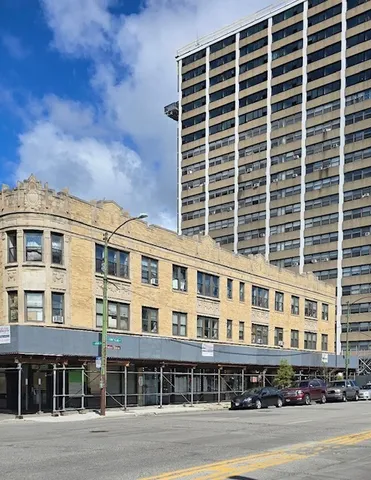 a large building with a street