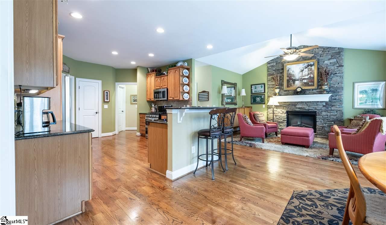 106 Waterloo Circle Greer, SC 29650 - Photo 13 of 35 Gallery Image 13