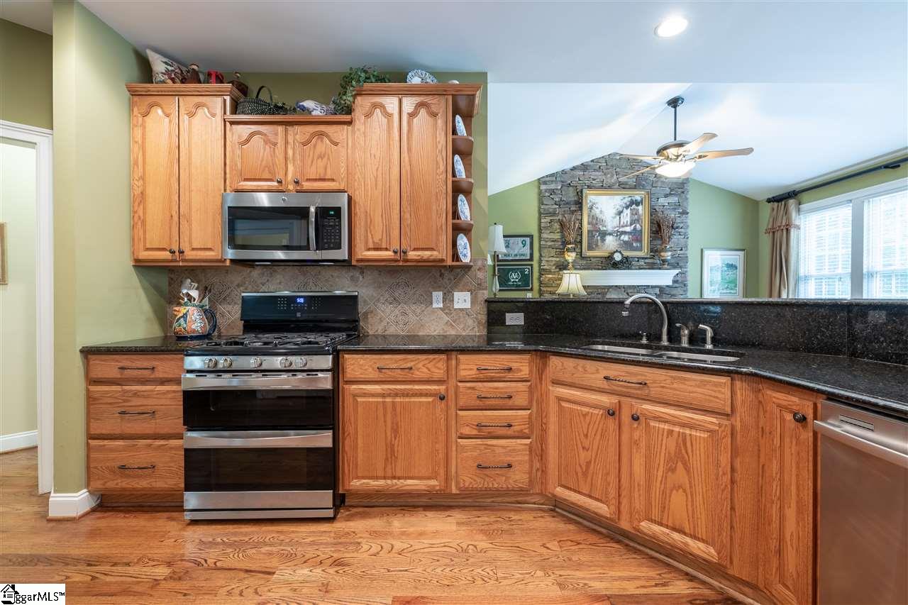106 Waterloo Circle Greer, SC 29650 - Photo 15 of 35 Gallery Image 15
